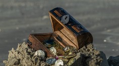 Muž objavil v lese strieborný poklad zo stredoveku