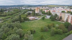 „Nie sme v Dubaji, byty môžeme stavať inde,“ tvrdia miestni. Výstavba je na Slovensku strašiakom, mestá majú problém