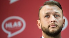 Podľa ministra Šutaja Eštoka by sa na Slovensku mohol zmeniť volebný systém. Prezradil detaily