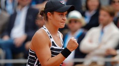 Bartyová novou svetovou jednotkou, Rybáriková vypadla z prvej stovky