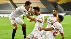 Futbalisti FC Sevilla postúpili do finále po triumfe nad Manchestrom United