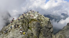 Vo Vysokých Tatrách zasiahol turistu nepriamo blesk