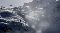 Vo francúzskom stredisku Tignes spadla lavína. Nehlásia žiadne obete