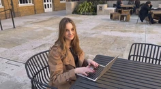 Sofia študuje na prestížnej Londýnskej univerzite. Venuje sa téme, ktorá teraz zaujíma celý svet