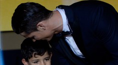 Ronaldov syn prekvapil, fandí otcovmu najväčšiemu rivalovi