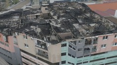 Požiarom zničenú budovu v Nitre skontroloval statik. Odborník považuje lampión za lietajúcu bombu