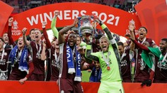 Leicester prelomil smolu. Po triumfe nad Chelsea získal prvý FA Cup v histórii