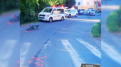 Nehoda na priechode pre chodcov. Auto zrazilo 10-ročného cyklistu