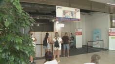 Medzi butikmi očkovacie stredisko. V Prešove spustili očkovanie v nákupnom centre