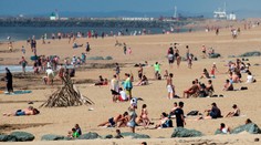 Pre nedisciplinových ľudí zatvorili viacero pláží vo francúzskom Bretónsku