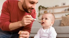 Zo slovenských obchodov sťahujú ďalšiu dojčenskú výživu pre možnú kontamináciu