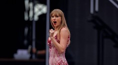 Koncerty Taylor Swift zrušili pre teroristickú hrozbu. Dvaja mladíci chceli vraziť autom plným chemikálií do davu