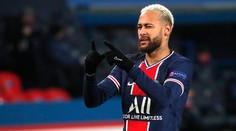 Atalanta postúpila do osemfinále, hetrik Neymara za PSG