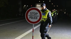 Na D2 v smere na Česko opäť odkláňali dopravu. Zisťovali sme, kedy tieto kolóny už skončia