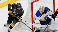 Vegas zvíťazilo nad St. Louis po predĺžení, Tatar prispel asistenciou