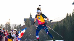 Hviezdna Francúzka Jeanmonnotová spečatila zisk veľkého glóbusu. Bátovská Fialková najlepšia spomedzi Sloveniek