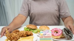 Vedci odhalili vplyv nezdravého jedla na pečeň. Môže viesť k vážnemu ochoreniu