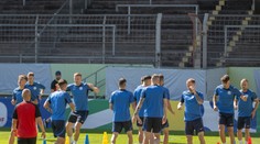 Slovenským futbalistom postačí na postup aj remíza. Oba tímy však v záverečnom dueli túžia vyhrať