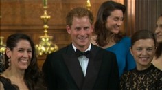 Princ Harry odchádza z armády