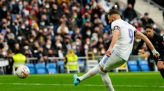 Smoliarsky večer pre Benzemu: Real iba remizoval, keď nedal penaltu, zranil sa a vykradli mu dom