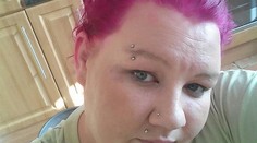 Pila 28 plechoviek energeticketického drinku denne. Prichádza o zrak