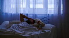 Ako dlho vám trvá, kým zaspíte? Odborníci varujú, že zdravé nie je ani dlhé a ani krátke zaspávanie