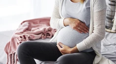 Tehotenstvo neovplyvňuje len náladu či chute. Zmeny sa môžu prejaviť aj na očiach