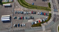 Auto zamknete, no v skutočnosti zostane odomknuté. Na nový trik zlodejov doplatila aj Slovenka