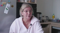 Dôchodkyňa z Hnúšte má možno poslednú šancu. Ak sa nedostane do stredy do Prahy, nádej na život jej zhasne