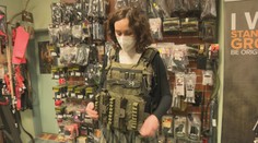 Nielen cestoviny, plienky či deky. Ukrajina potrebuje aj nepriestrelné vesty, tie sú však vypredané