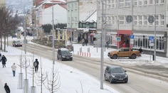 Poľadovica vie byť strašiakom vodičov. Motoristický expert radí, kedy spozornieť
