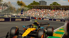 Na tréningoch pred VC Bahrajnu triumfy Norrisa a Piastriho. Verstappen sa ani neukázal