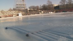 Slovenskú ligu čaká historicky prvý zápas pod holým nebom, boli sme si pozrieť prípravy