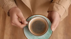 Obľúbený nápoj môže pomôcť ženám zdravo starnúť. Zistite, koľko šálok denne prináša najväčší účinok