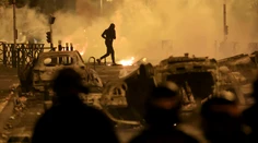 Násilie, požiare a výtržnosti. Francúzsko má za sebou ďalšiu noc protestov