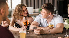 Láska na prvý pohľad? Päť otázok, ktoré vám prezradia, či je medzi vami chémia