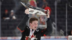 V tíme, kde začínal Crosby, rastie jeho nástupca. Na Hlinka Gretzky Cupe žiaril