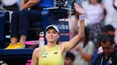 US Open: Kvalifikantke sa podaril nevídaný kúsok dvakrát za sebou. Rybakinová je krok od postu svetovej jednotky