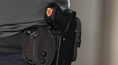 Vodič (87) si zrejme zmýlil plyn s brzdou. Výsledkom je jeden mŕtvy a tri zranené deti