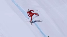 Lyžiar spadol v 200 km rýchlosti. Pokus o svetový rekord sa takmer skončil tragédiou