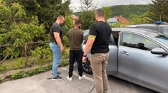 Tehotnú partnerku nútil žobrať a poskytovať sexuálne služby. Muža zo Zvolena obvinili z obchodovania s ľuďmi