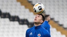 Spasiteľ pre kritický post? Reprezentačný dres by si mohol obliecť ďalší hráč z cudziny