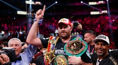 Definitívna bodka? Nezdolaný šampión Fury sa rozlúčil s boxerskou kariérou