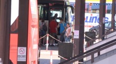 Profesionálnych šoférov autobusov je nedostatok a často sú nútení riskovať