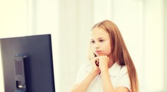 Facebook nás privádza k nedôvere a zúfalstvu