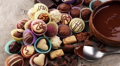 Z roka na rok zjeme menej čokolády, dokonca aj sladkostí