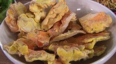 Rýchly slaný syrovo-slaninový koláč