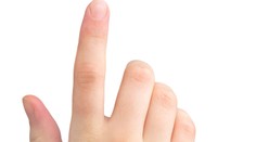 Slováci najčastejšie prichádzajú o prsty na jeseň