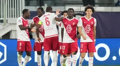 Vo Francúzsku sa to pre PSG nečakane sťažuje. Po prehre v Monaku môže prísť o čelo tabuľky