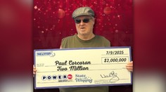 Myslel si, že tiket už neplatí. Omyl priniesol mužovi dvojitú výhru v tom istom ťahu lotérie